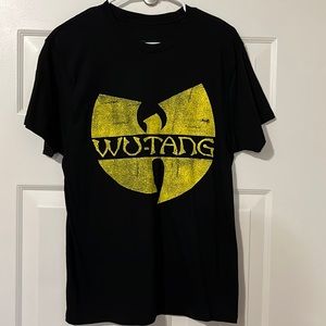 Size m wu-tang tshirt